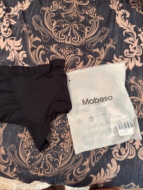 Women's High-Waist Shapewear Briefs — Black